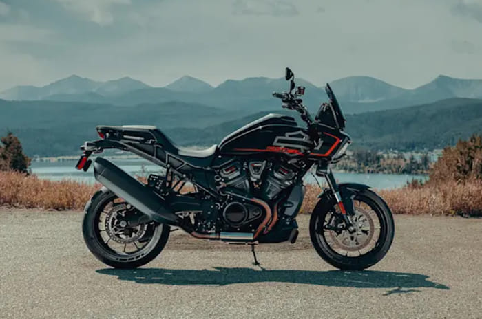 Harley-Davidson Pan America 1250 ST revealed